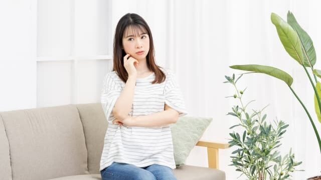 一人になりたがるのはなぜかを考える女性