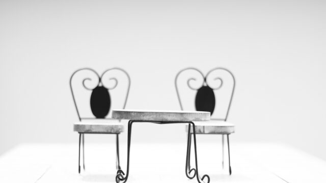 椅子とテーブルのシンボル