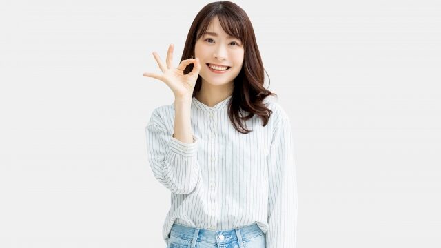 笑顔の女性